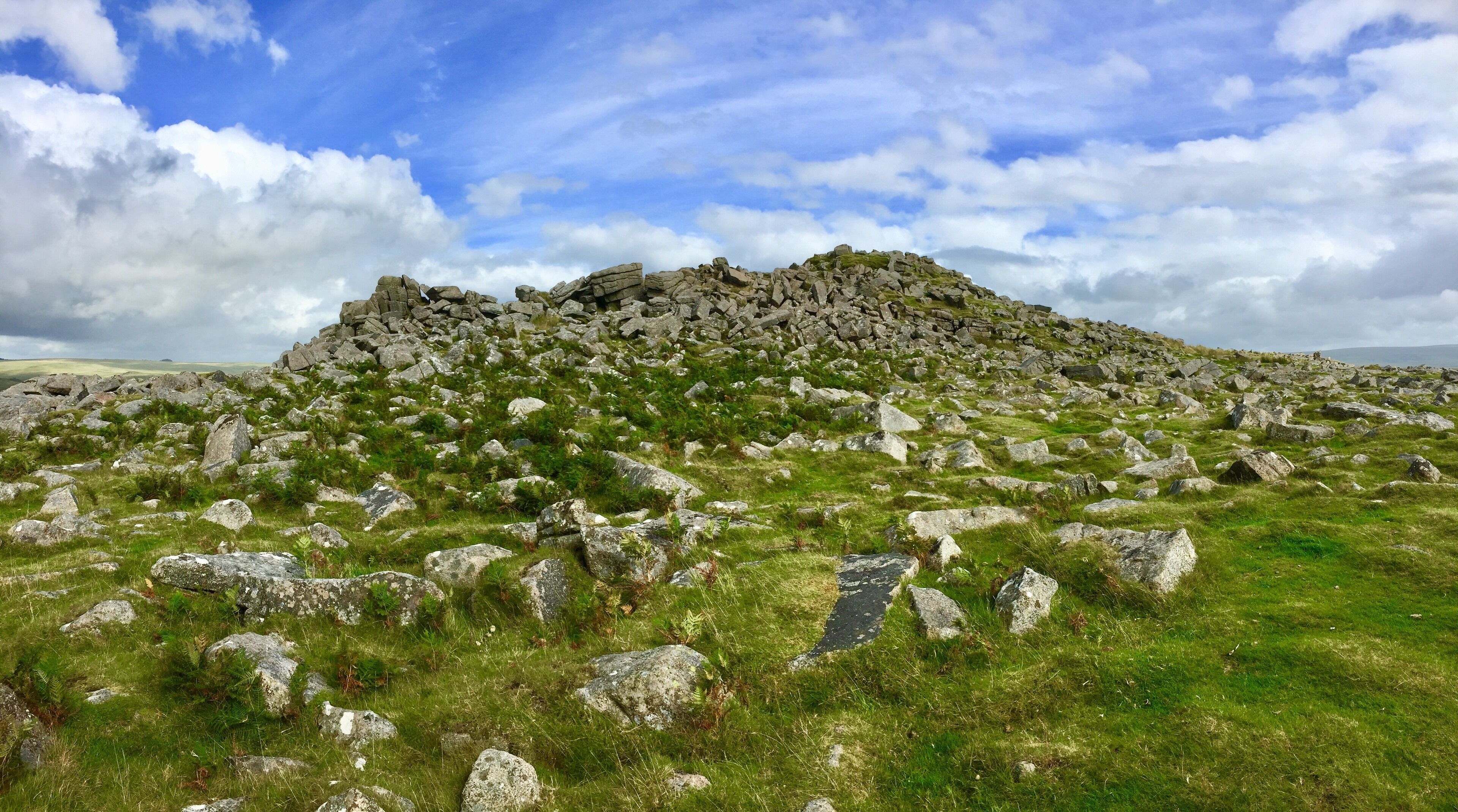 A short scramble from the Princetown road, with an ice cream van in the car park!