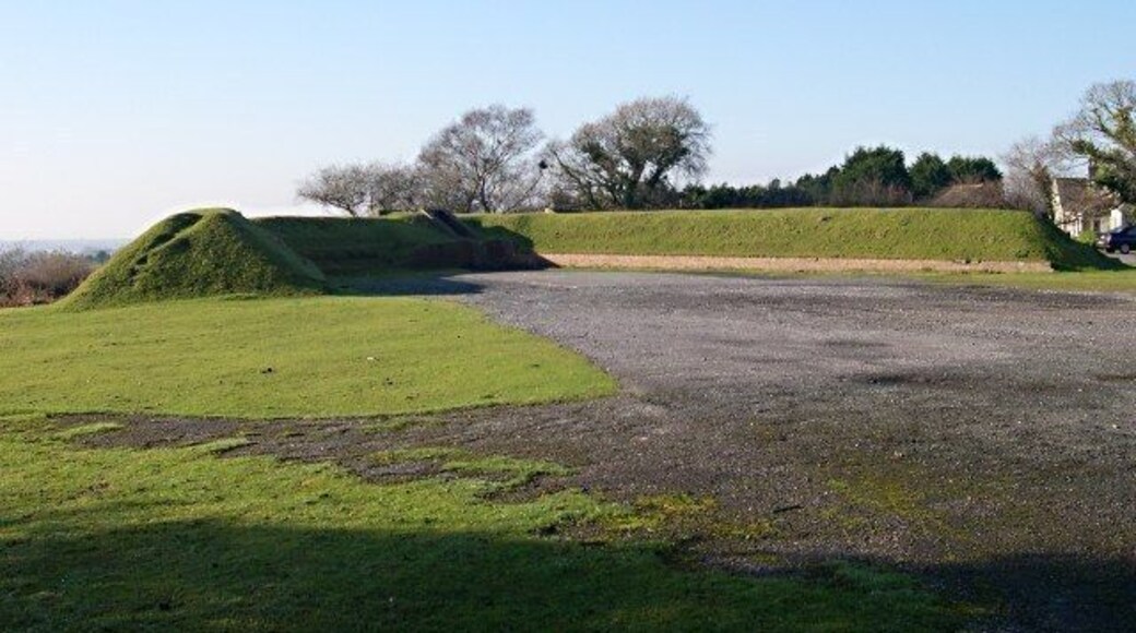 Dispersal Bay The most prominent remains of the wartime airfield, RAF Harrowbeer, are these dispersal bays around the edge of the airfield. It was standard practice to disperse aircraft around the field in these bays in order to minimise the destruction in the event of an air raid.