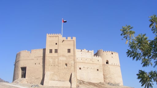 Exploring UAE and go beyond the Dubai Border of glitz and glamour is Fujairah another state to learn and experience