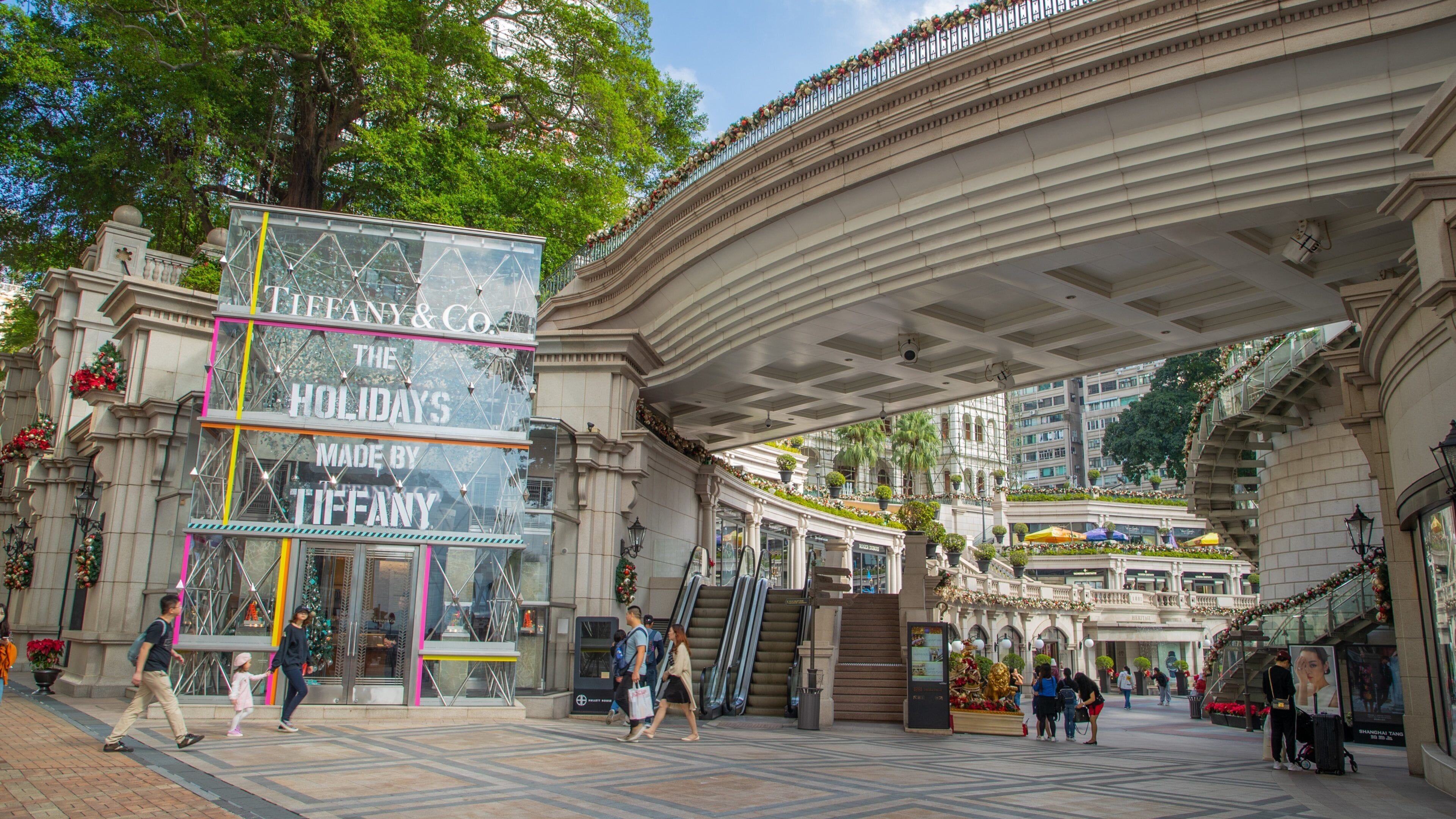 Tsim Sha Tsui featuring a city and signage
