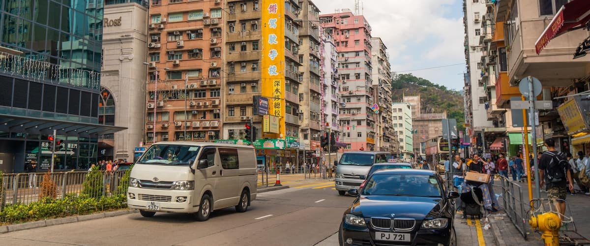 Sham Shui Po which includes a city and street scenes