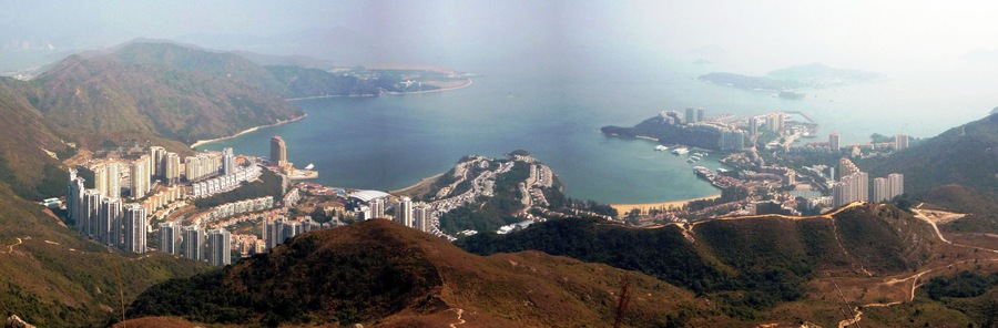 Discovery Bay, viewed from the mountains behind - Tiger's Head (老虎頭). Taken in February 2011.
