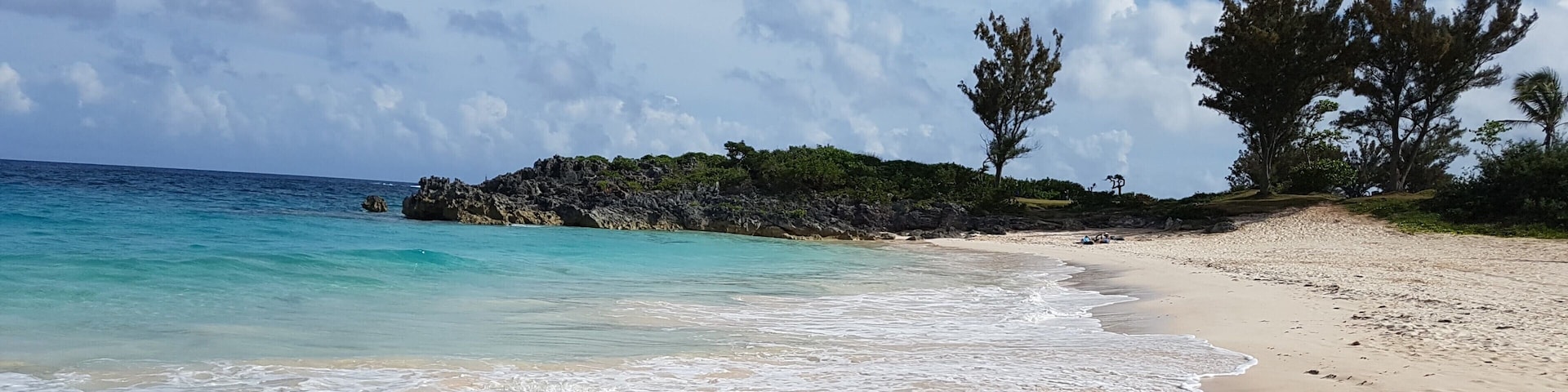 Fifty Shades of Blue on a beach in Bermuda.
#LifeAtExpedia #bermuda