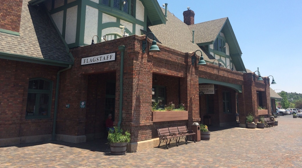 Station and Visitor Center.