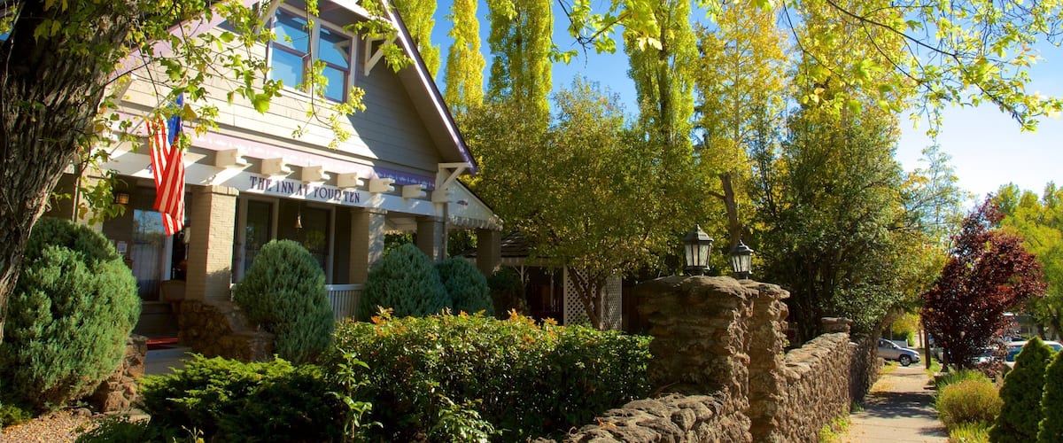 Flagstaff Hotel Guide