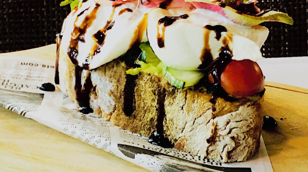 I recommend having a delicious meal before a show at the Broward Center of the Performing arts. #trovember