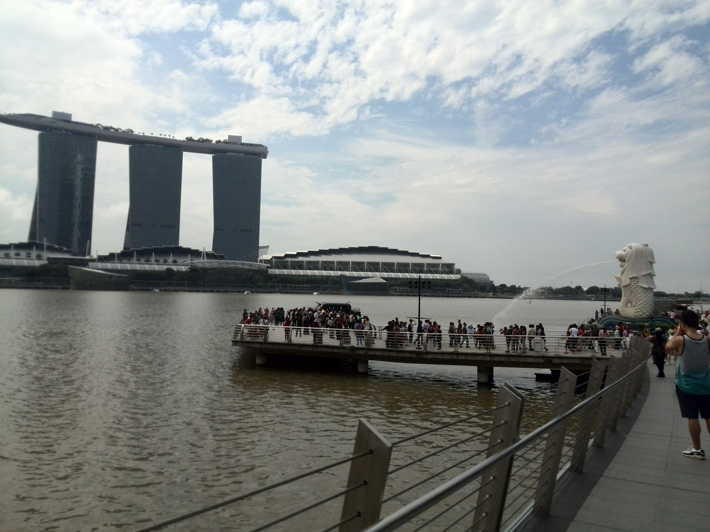Over looking the Marina Bay and the Big Merlion. 
