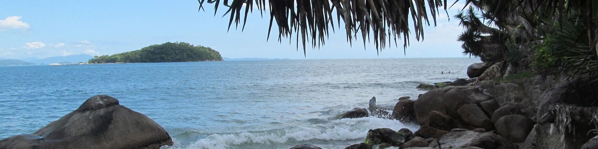 #beach This rock area, leads till a private beach. Difficult to reach, indeed!