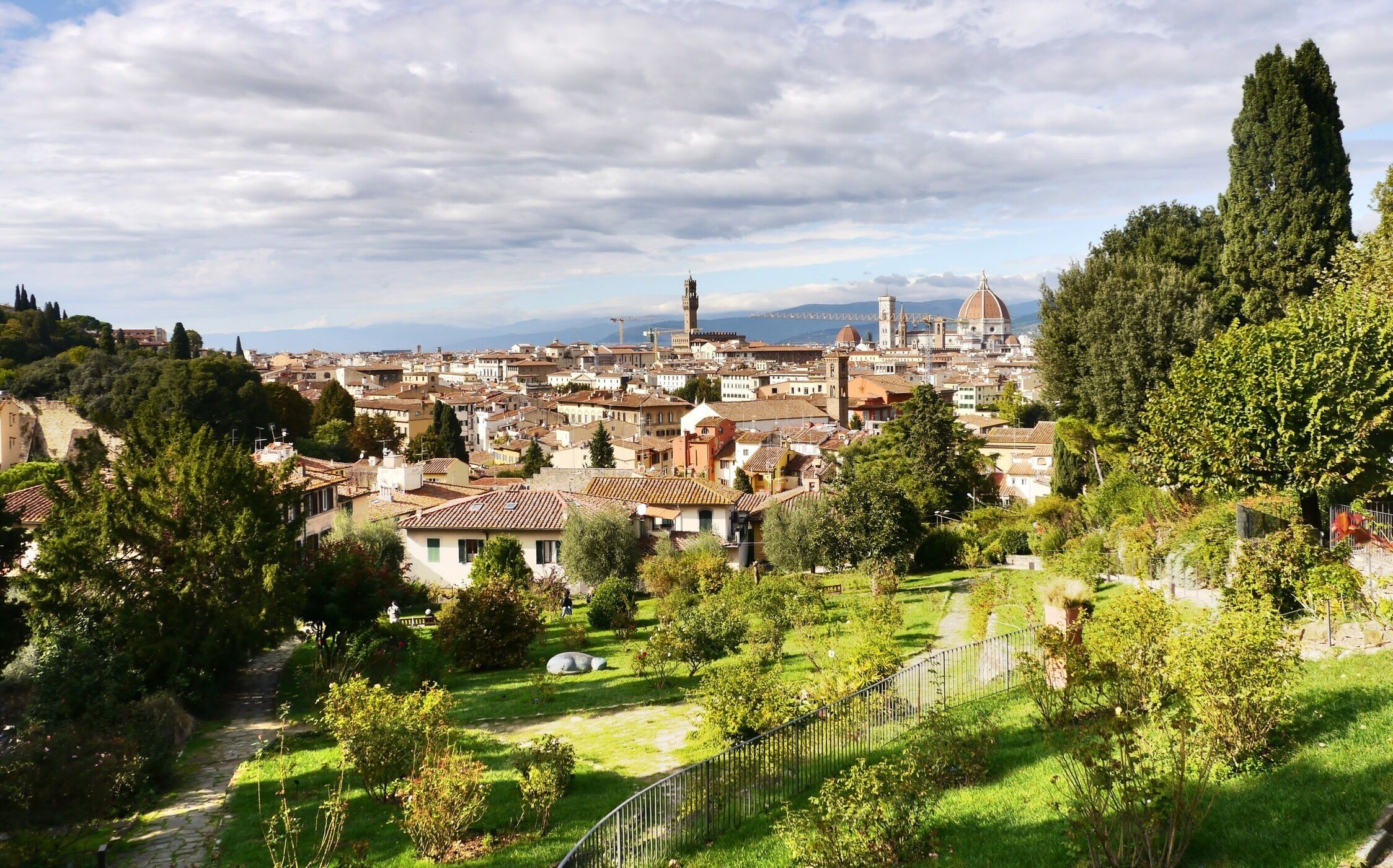 I love Florence but sometimes I can find the narrow streets and enclosed squares claustrophobic.  Any time I start to feel the streets closing in on me I head to the Giardino delle Rose and the Piazzale Michelangiolo.  The views over Florence are stunning.