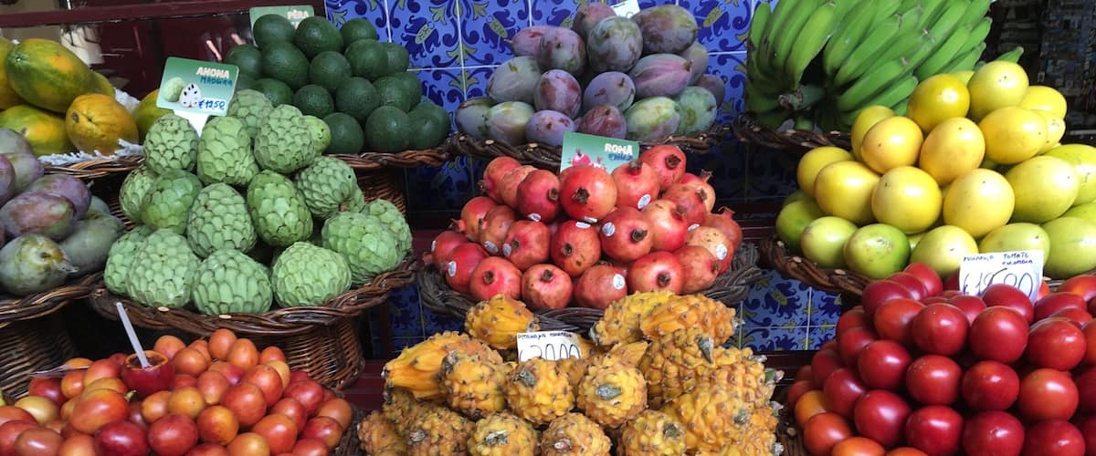 Mercado dos lavradores ...i never knew there are so many kinds of maracuja until i visited this place