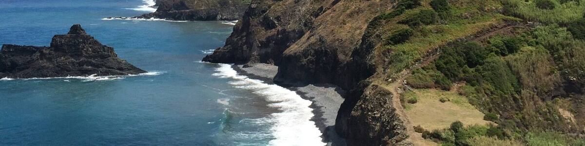 Road from sao vicente to santana