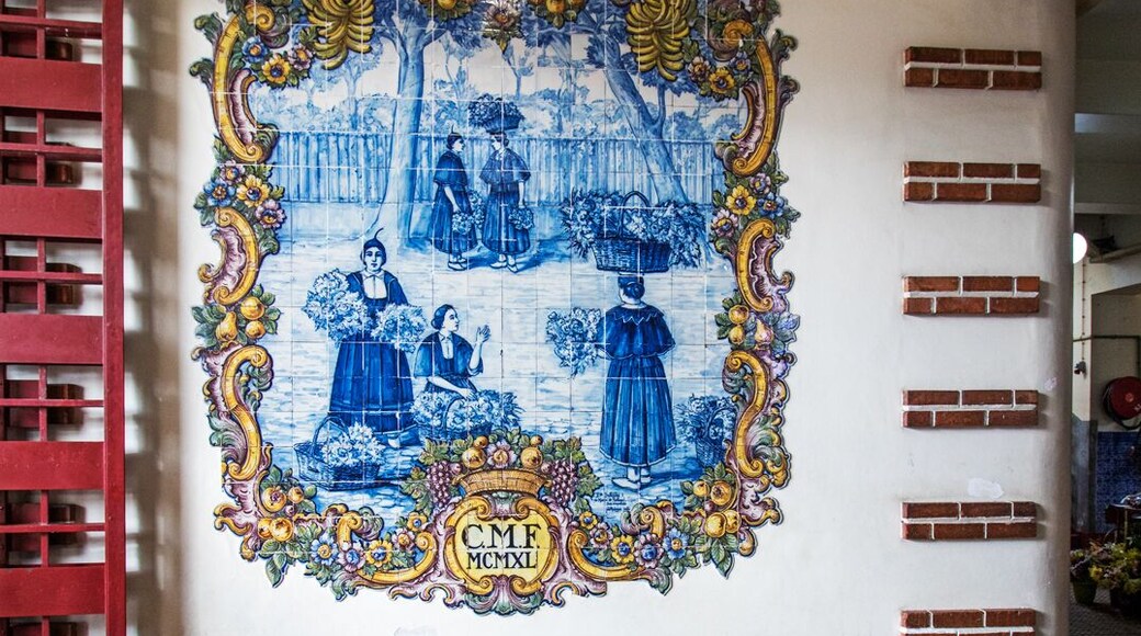 Entrance to the market hall.