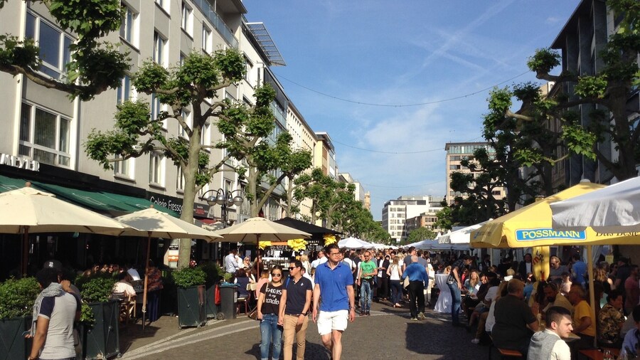 Sunny Frankfurt Sunday