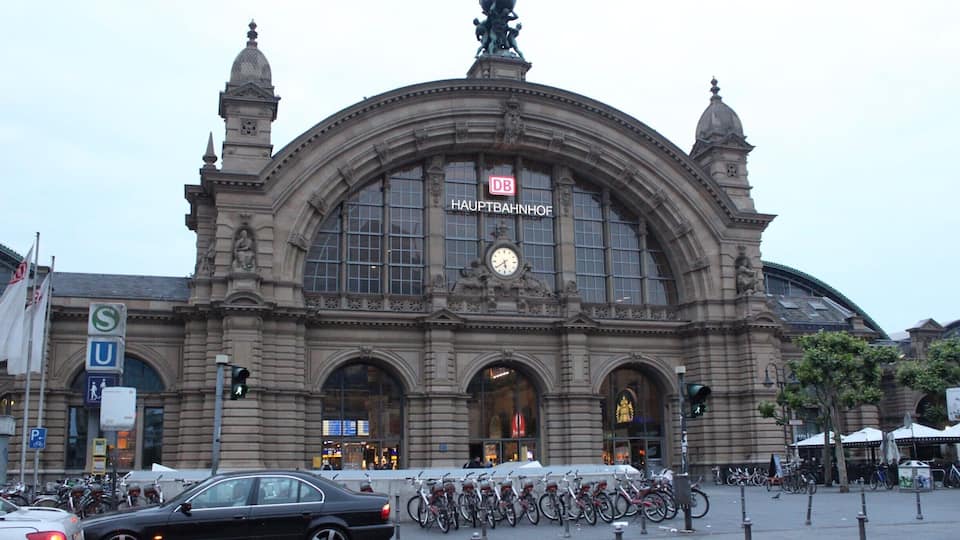 Finished in 1888 Frankfurt Central Station had at the beginning of the XX century probably the biggest railway one-level hall in the world.