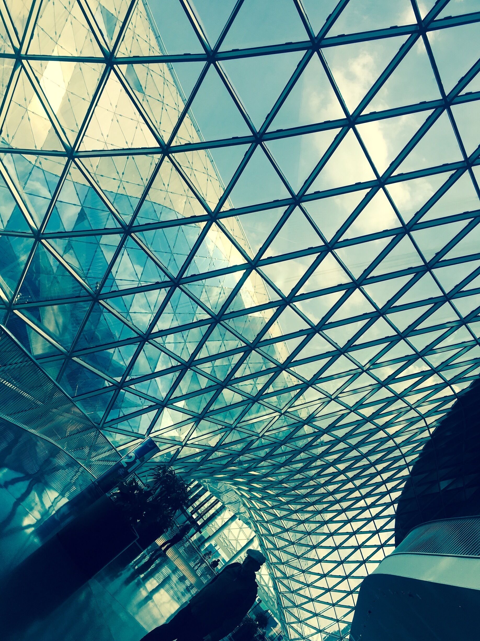The structure of this mall in Frankfurt is so cool. #Patterns 
