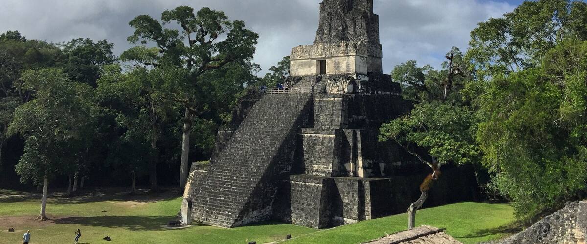 Acropolis Norte, Plaza Central Parque Nacional Tikal #StunningStructures