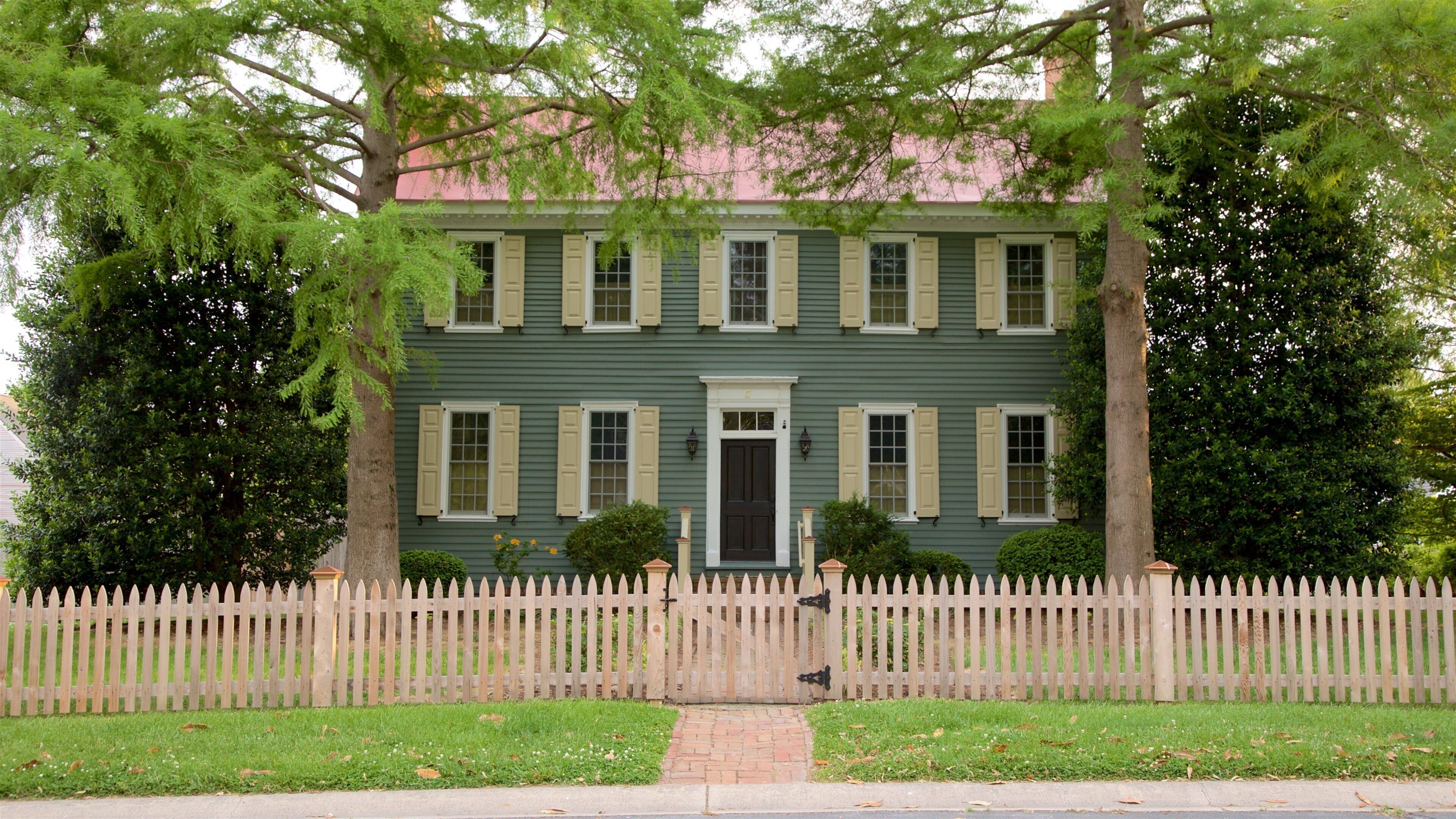 Lewes og byder på et hus