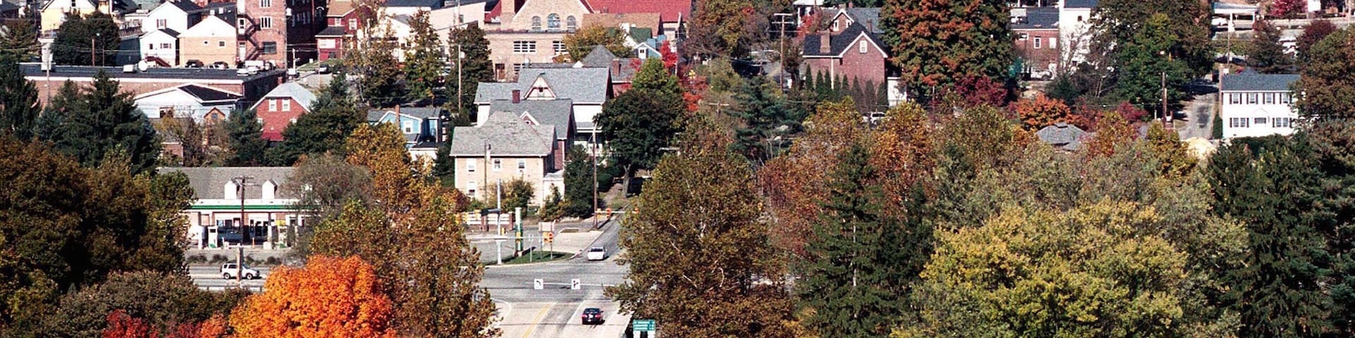 Ligonier showing landscape views and a small town or village