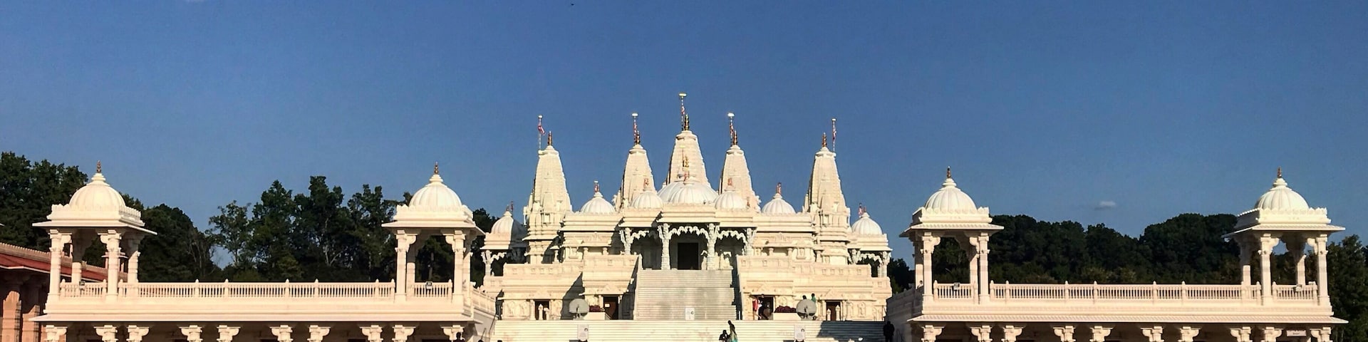 Hindu Mandir in Lilburn, GA.
Didn’t expect to see something like that near Atlanta, GA. Very peaceful place