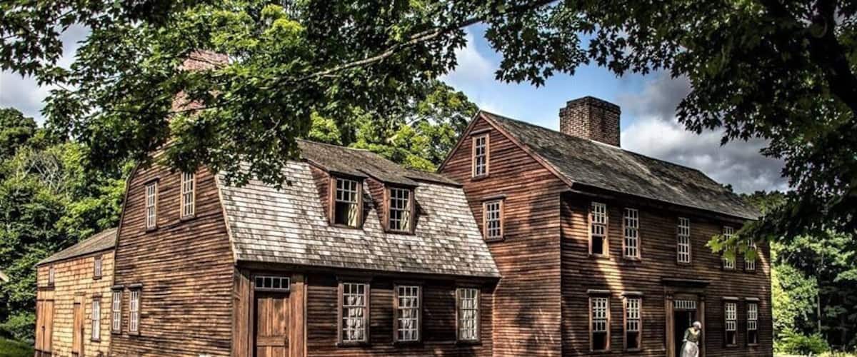 The Historic Hartwell Tavern....It was built 1732-1733. Great place for historical lesson! Lots of great hiking!!