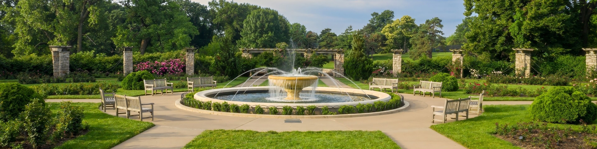 Fountain and rose garden in the Jacob L. Loose Park, Kansas City, Missouri, United States Of America.