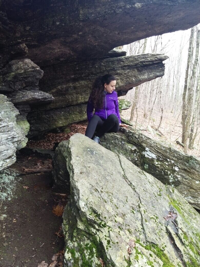 A quaint little path with a small waterfall, but best of all these rocks which remind me of pride rock from the Lion King. 