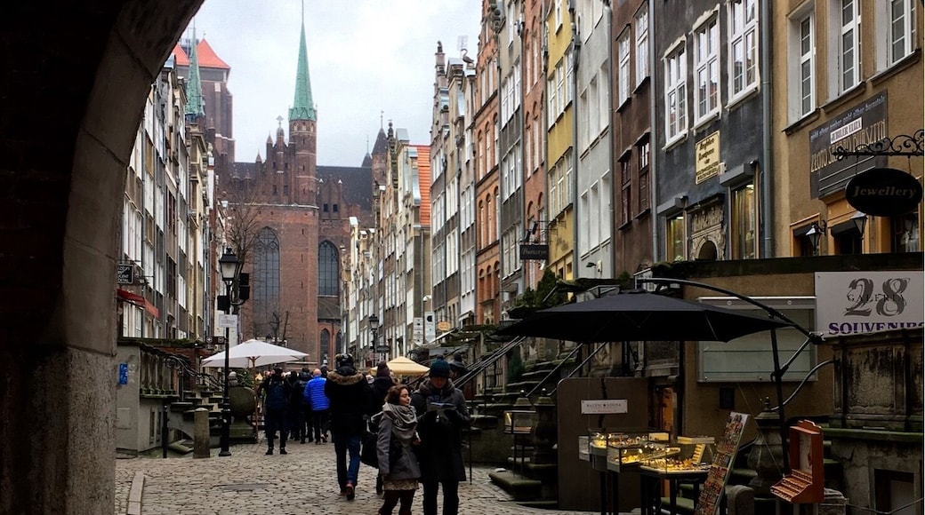 Close to the arbour, a nice cosy street with tremendous beautiful houses!
Gdansk
Poland