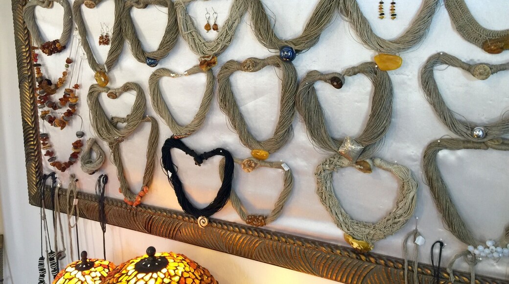 Unique jewelry with Baltic Amber.