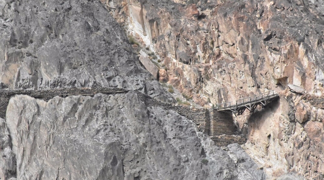 Old Silk Road remnant