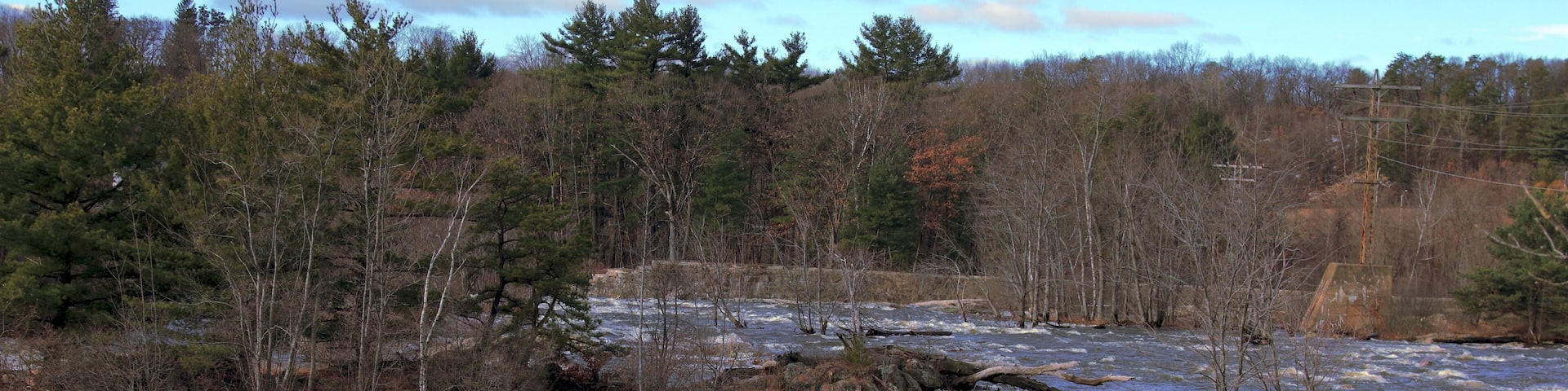 Roar from the big Merrimac River near Concord, New Hampshire