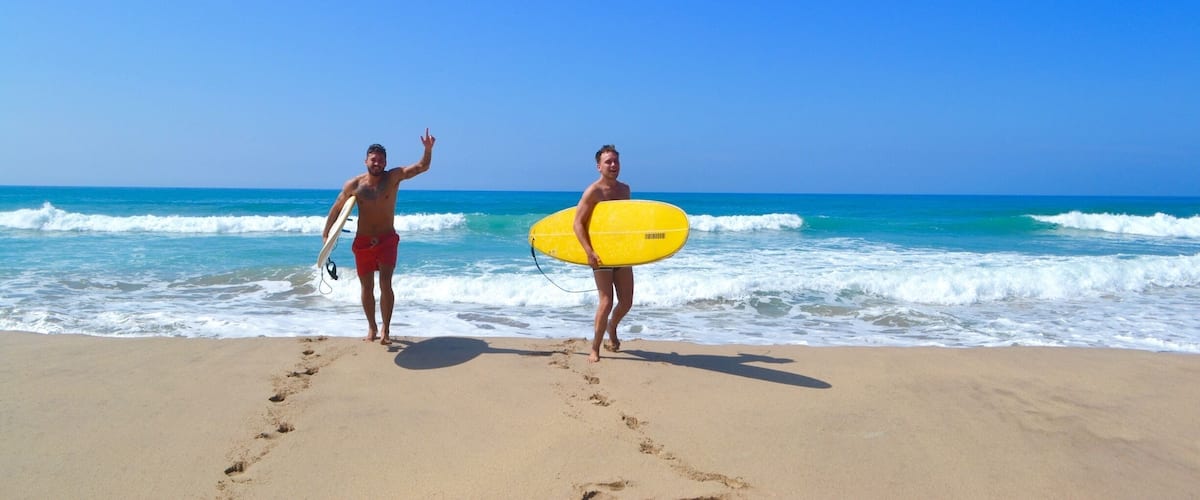 Amateur surfers, professional #blue skies