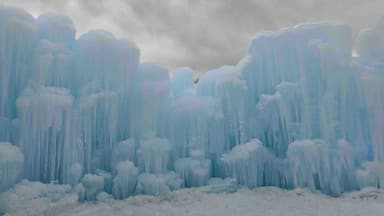 Ice Castles in Midway!!
#utahexperience #utahcaptures #utahphotographer #utah #utahgram #utahisrad #utahstate #weUtah #weRutah #wowutah #igutah #iloveutah #instautah #explore #xputah #visitutah #visitsaltlake #ItsAmazingOutThere #weatherchannel #pictureoftheday #picturelinepictureoftheday #kutv2news #parkcityutah #parkcity #midwayicecastles #icecastles #midwayutahphotographer #midwayutah