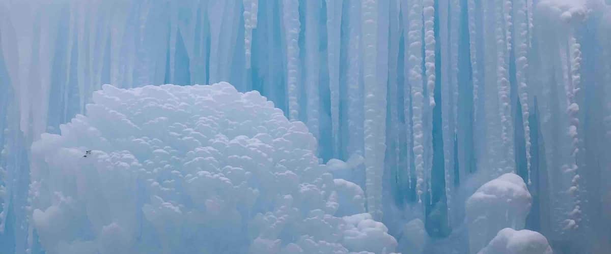 Ice Castles in Midway!!
#utahexperience #utahcaptures #utahphotographer #utah #utahgram #utahisrad #utahstate #weUtah #weRutah #wowutah #igutah #iloveutah #instautah #explore #xputah #visitutah #visitsaltlake #ItsAmazingOutThere #weatherchannel #pictureoftheday #picturelinepictureoftheday #kutv2news #parkcityutah #parkcity #midwayicecastles #icecastles #midwayutahphotographer #midwayutah