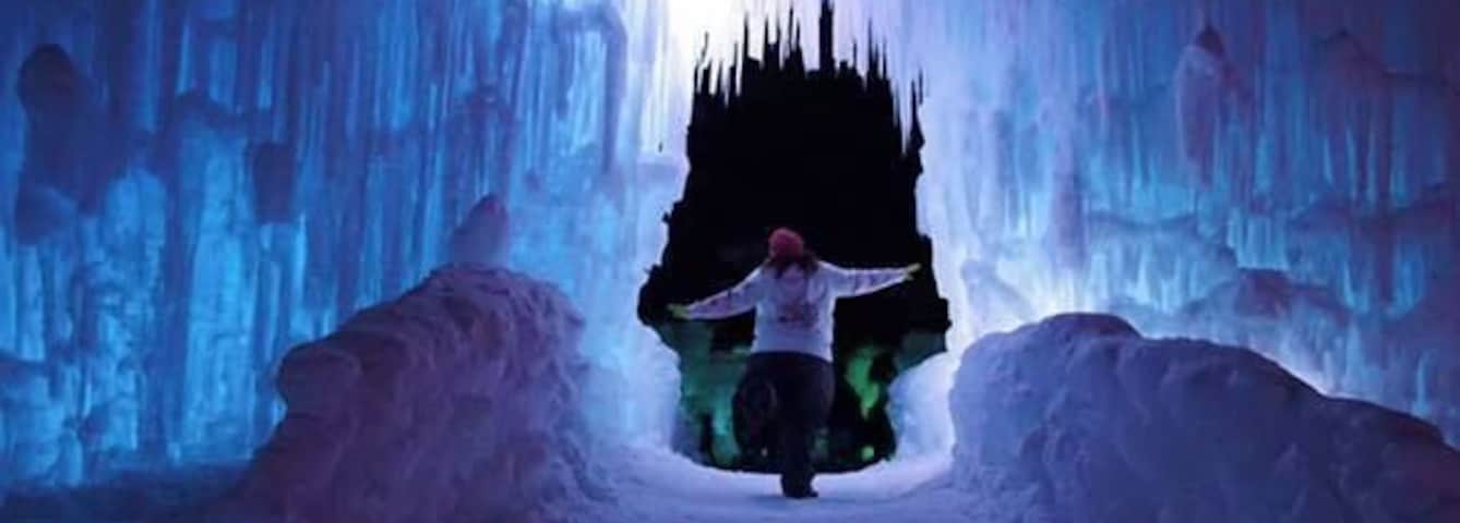 Want to pretend you're Elsa or Anna from Frozen? Visit the Ice Castles in Midway, UT for a truly magical experience. It's like a Frozen Disneyland, no joke.
Go during the week to avoid crowds. Dress warm and make sure your phone doesn't freeze. Oh, and bring tissues.