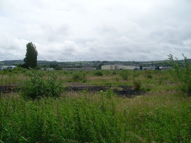 Industrial buildings near the Clyde Walkway Viewed from the walkway itself.