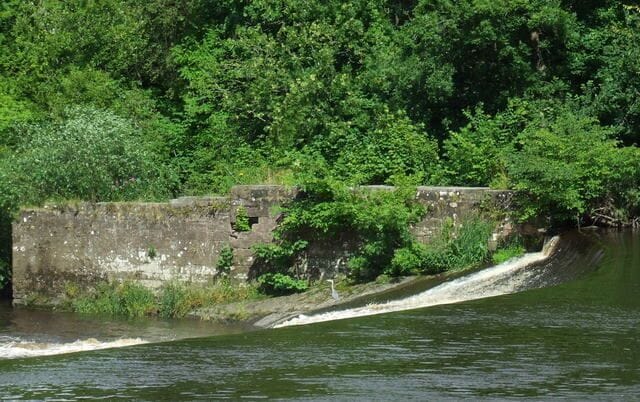 Weir on the River Clyde At Blantyre. Can you see the heron?