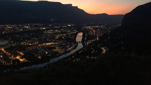 Tout en haut de la Bastille 😍