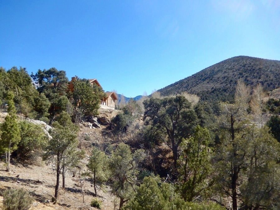 Cabin with a view. Mountain Springs, Nevada is an area at the halfway mark between Las Vegas and Pahrump, Nevada. (03/2018)