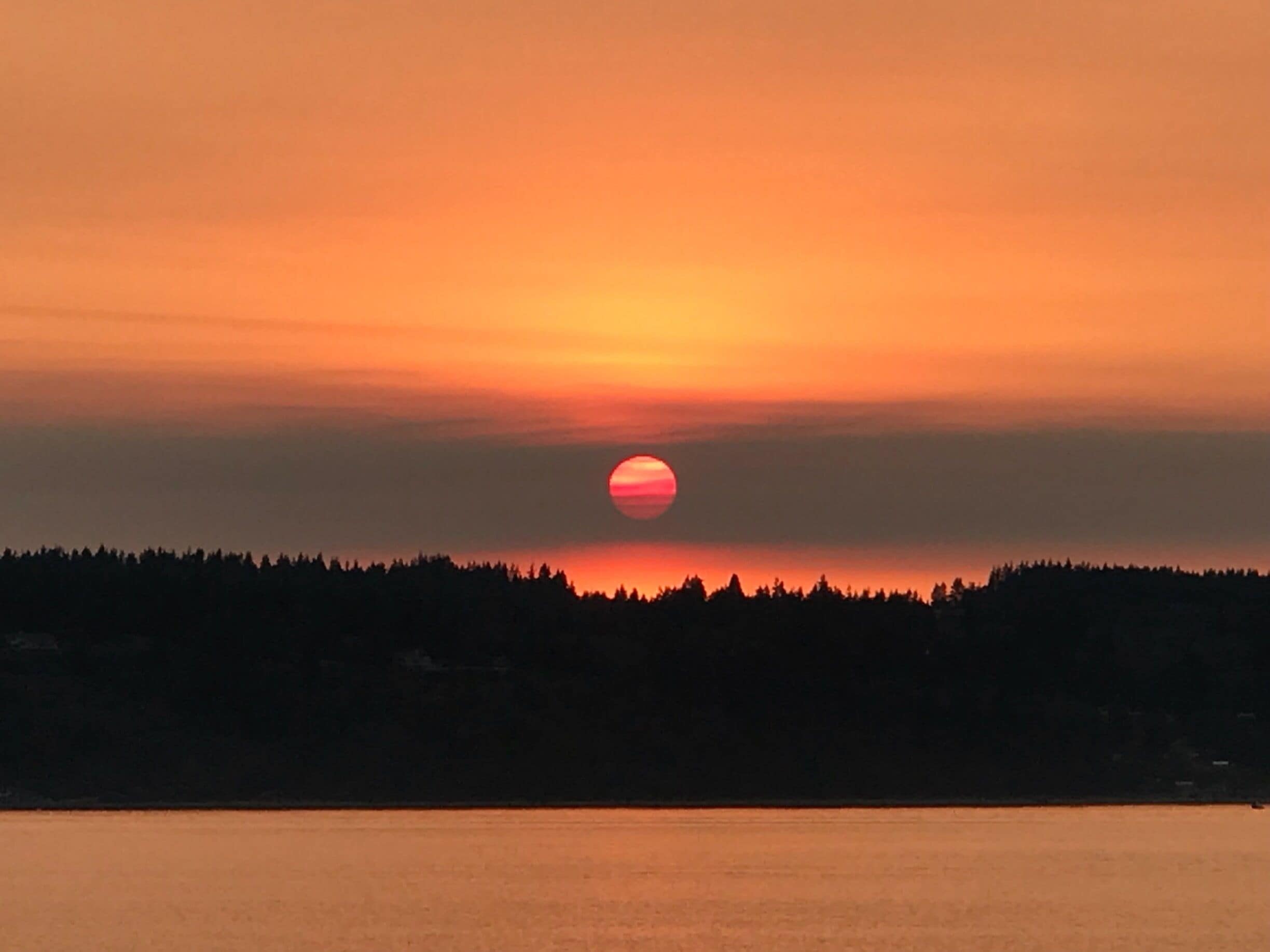 🧡 Home 🧡 8/8/18
#pnw #pugetsound #mukilteo #sunset
