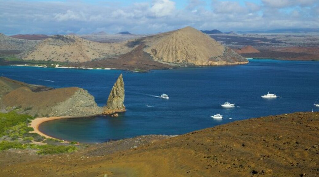 Ecuador, Galapagos Islands, Santiago, islands and yachts