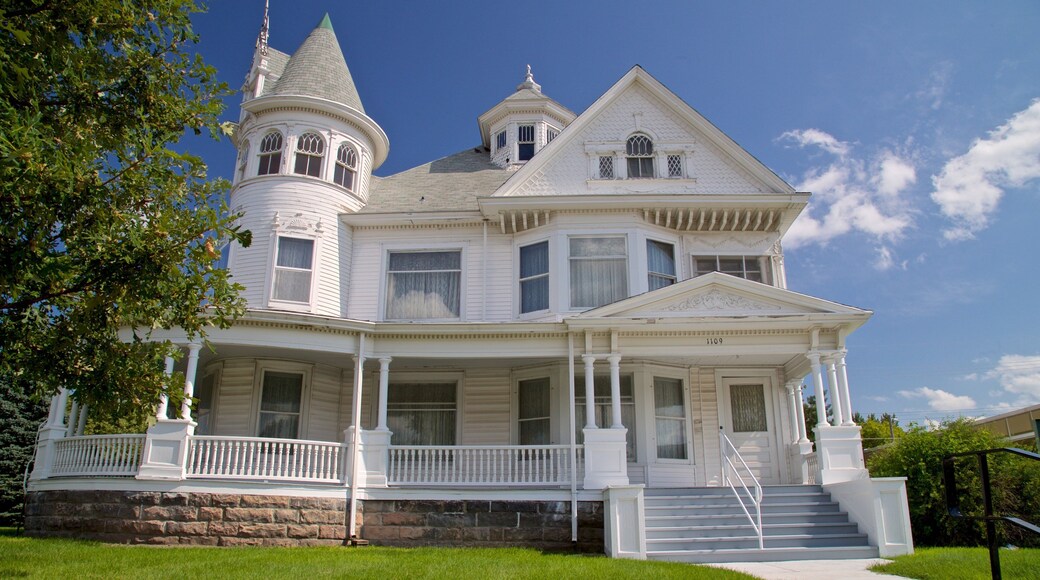 Grand Island mostrando casa