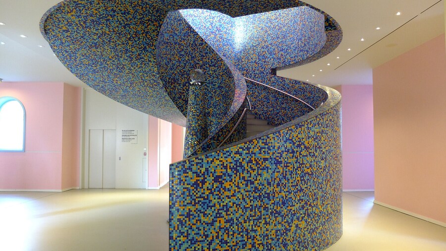 Beautiful Groninger Museum, a must see!