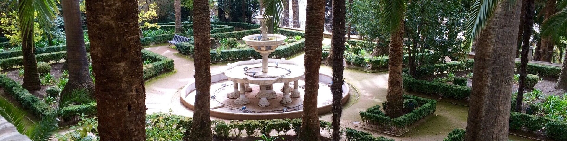 I walked all the way up to find these gardens without really knowing what to expect, but I absolutely loved them! It's said that poet Frederico García Lorca spent quite a bit of time here. There's a grand house surrounded by multiple gardens and fountains. 🌴⛲️🍊It's a rather peaceful spot with overlooks of the city and surprises around every corner. There are plaques displaying local Spanish poetry throughout, and I even found a gang of peacocks wandering around! Definitely plan to spend a lot of time here. Update: there is also a hidden lake with a mini castle on an island in the middle, as well as ducks... 🦆