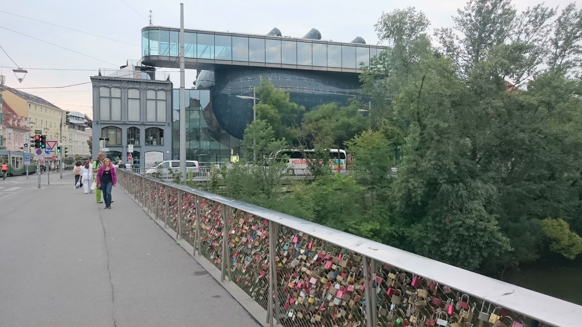 Modernes Kunsthaus in Graz #visitgraz #Steiermark ##reiseblogger