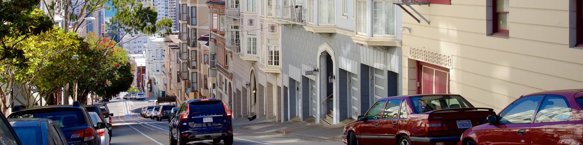 Nob Hill which includes street scenes