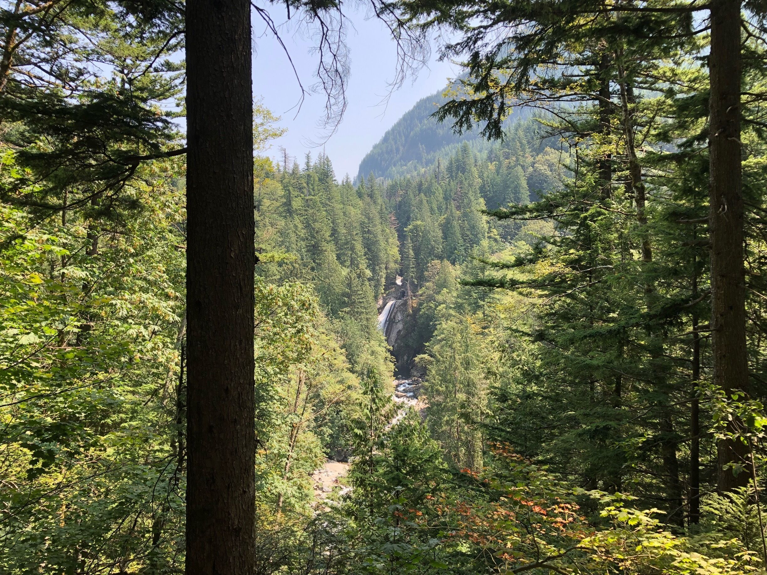 Great hiking trail, 2.6miles out and back, stunning scenery.
#washingtonstate #homefromhome #lifeatexpedia