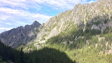 View of Snow Lake and the Enchantments peaks