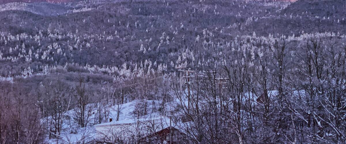 #Adirondack #sunrise with #supermoon in the sky! #snow #weekendgetaway #adirondackpark #trip #snowcountry