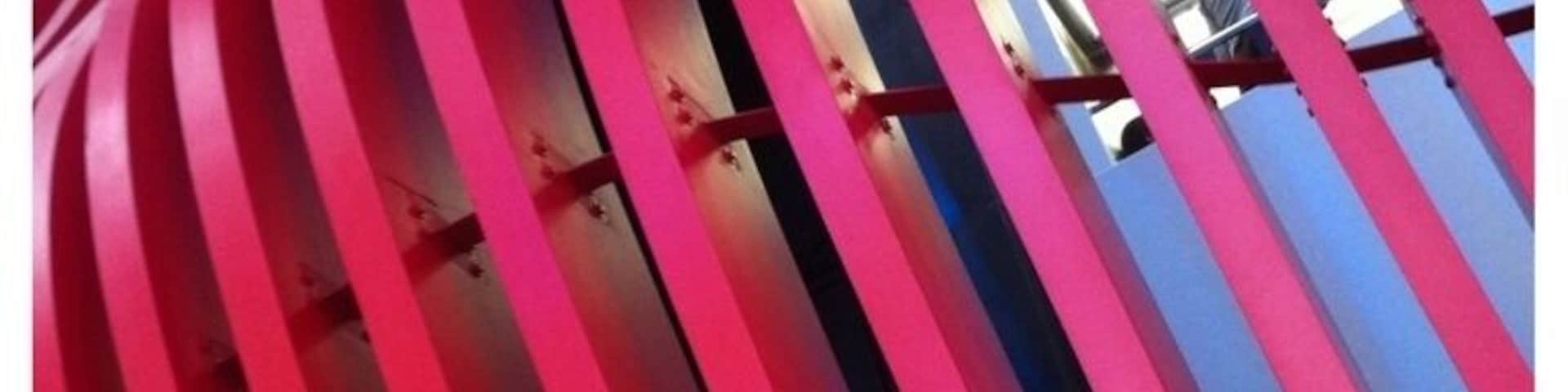 Desing center, curvas peligrosas