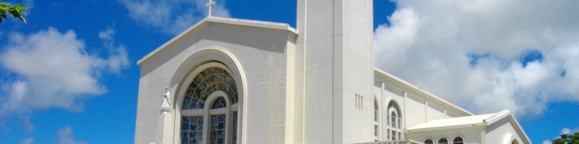 Dulce Nombre de Maria Cathedral Basilica